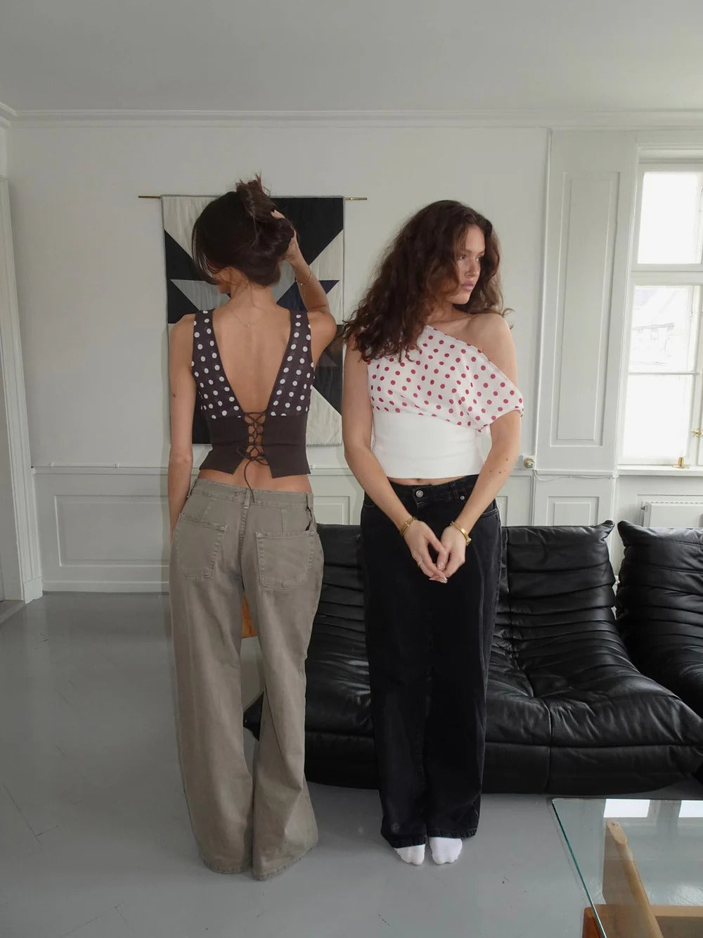 Haut Louna blanc à pois rouges
